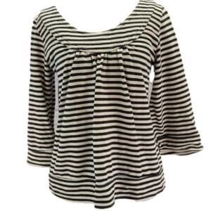 Old Navy black and white pinstrip crew neck